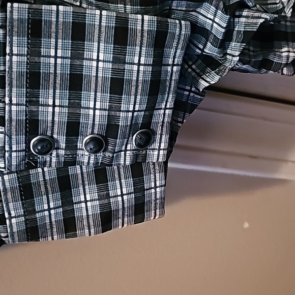 MENS SHIRT - Picture 2 of 8